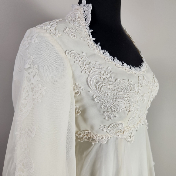 VINTAGE 70s long sleeve ivory wedding dress - Picture 4 of 16